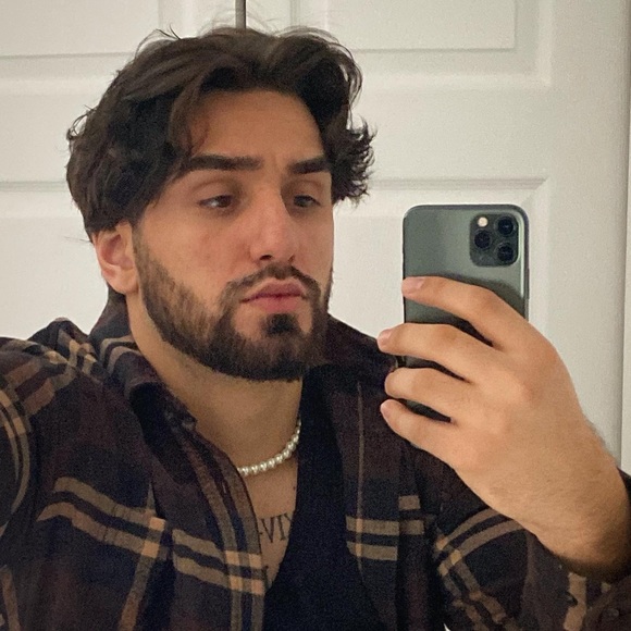 Meet your Posher, Bryan - Picture 1 of 1